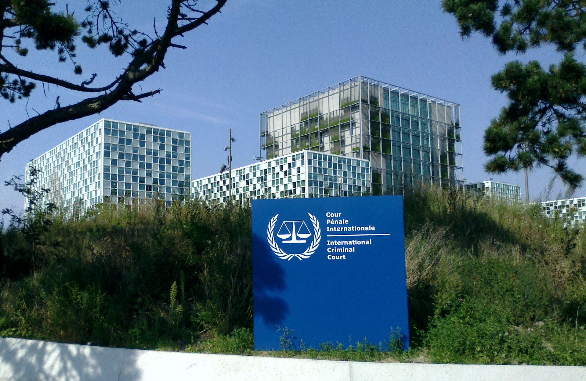 ICC prosecutor threatened to drop Netanyahu arrest warrant or face &#8216;destruction&#8217;